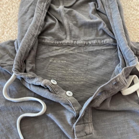 Lightweight Surfer Hoodie - Picture 3 of 3